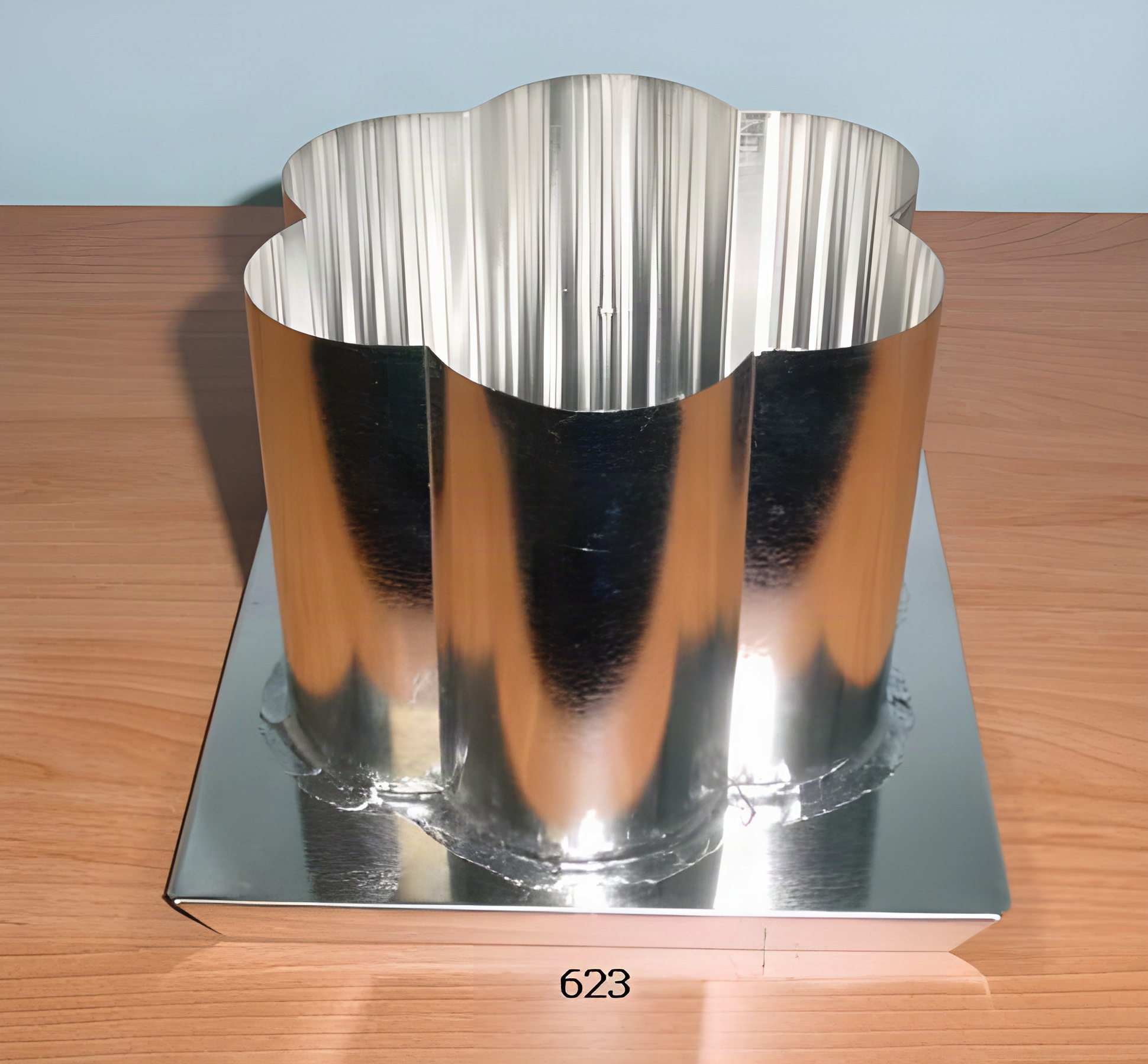Scallop Pillar Candle Mold